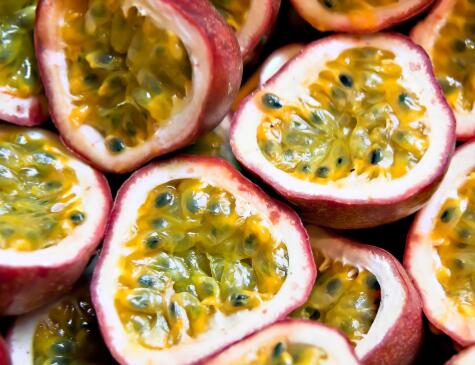 百香果成就“牛”农商